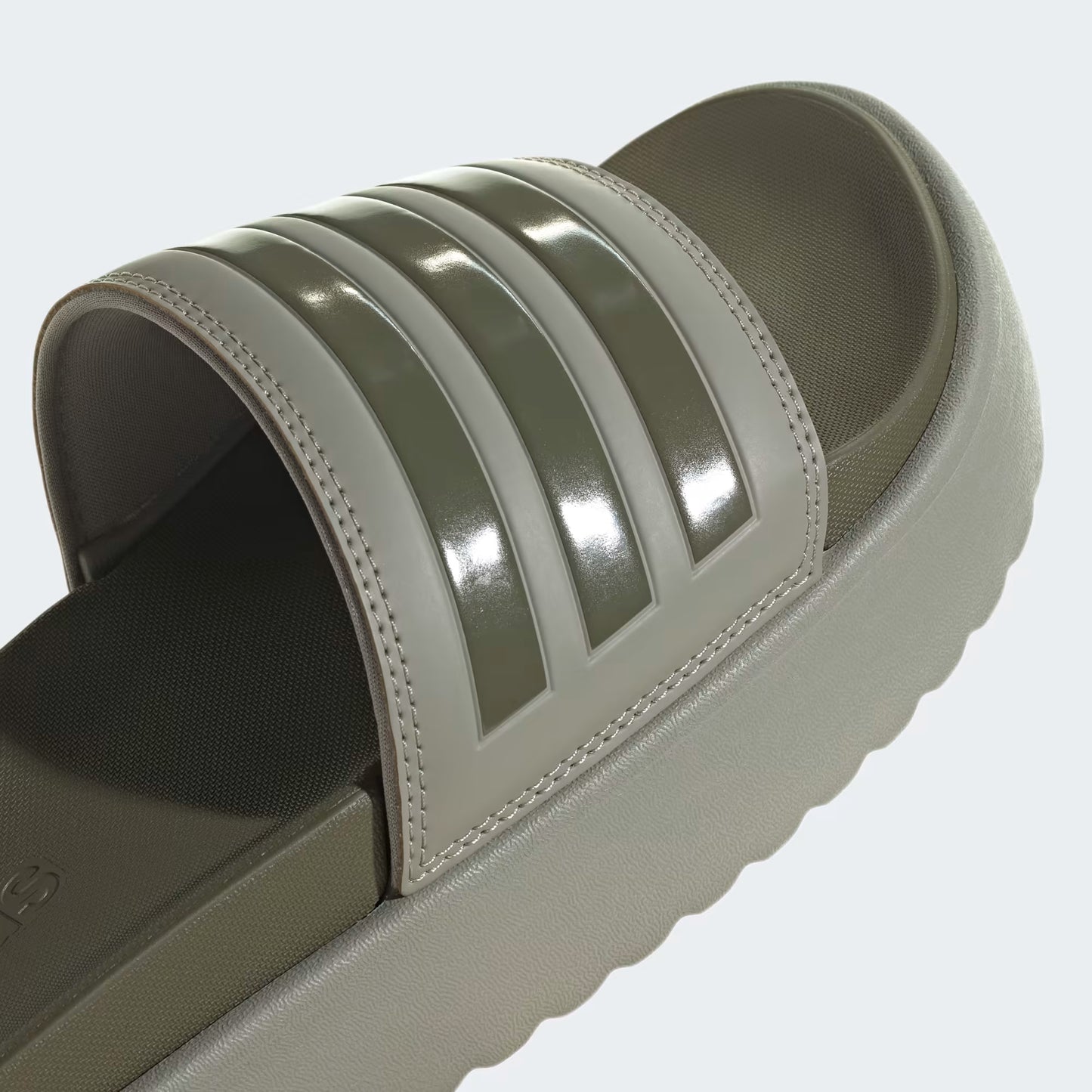 Adilette Platform Slides