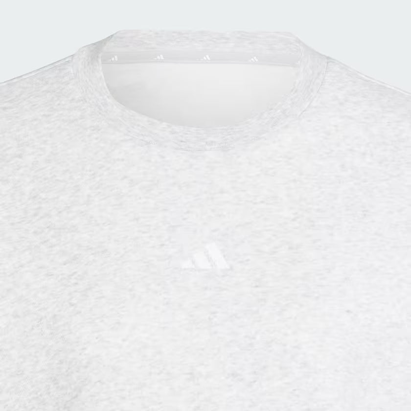 Essentials Small Logo Feelcozy Sweatshirt