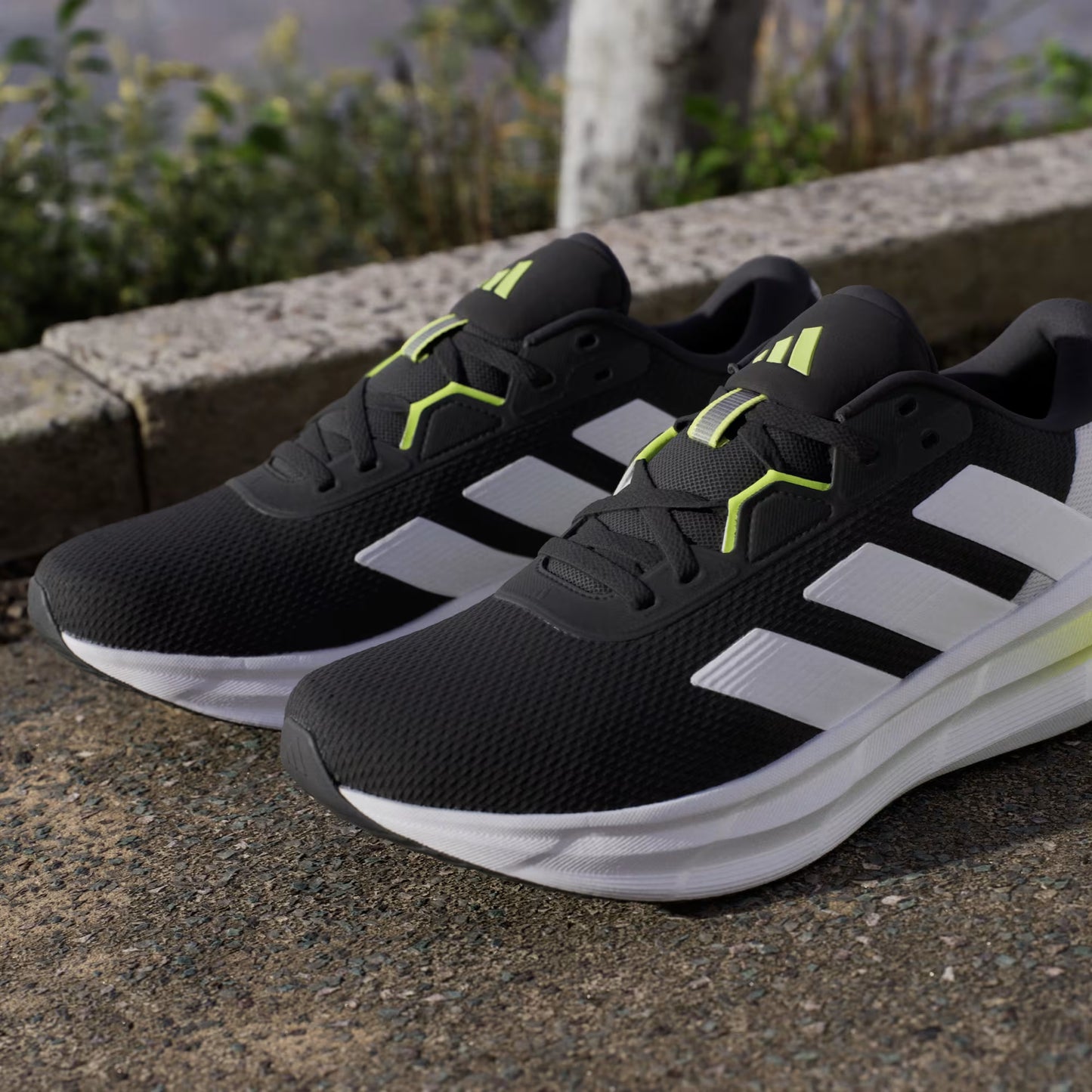 Galaxy 7 Running Shoes