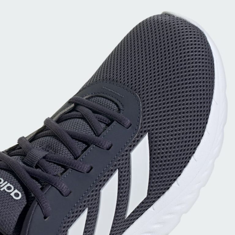 adidas Cloudfoam Comfy