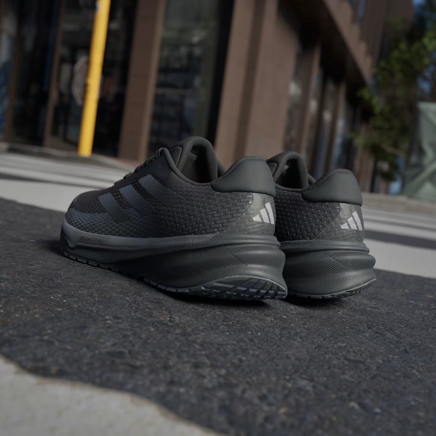 Supernova GORE-TEX Running Shoes