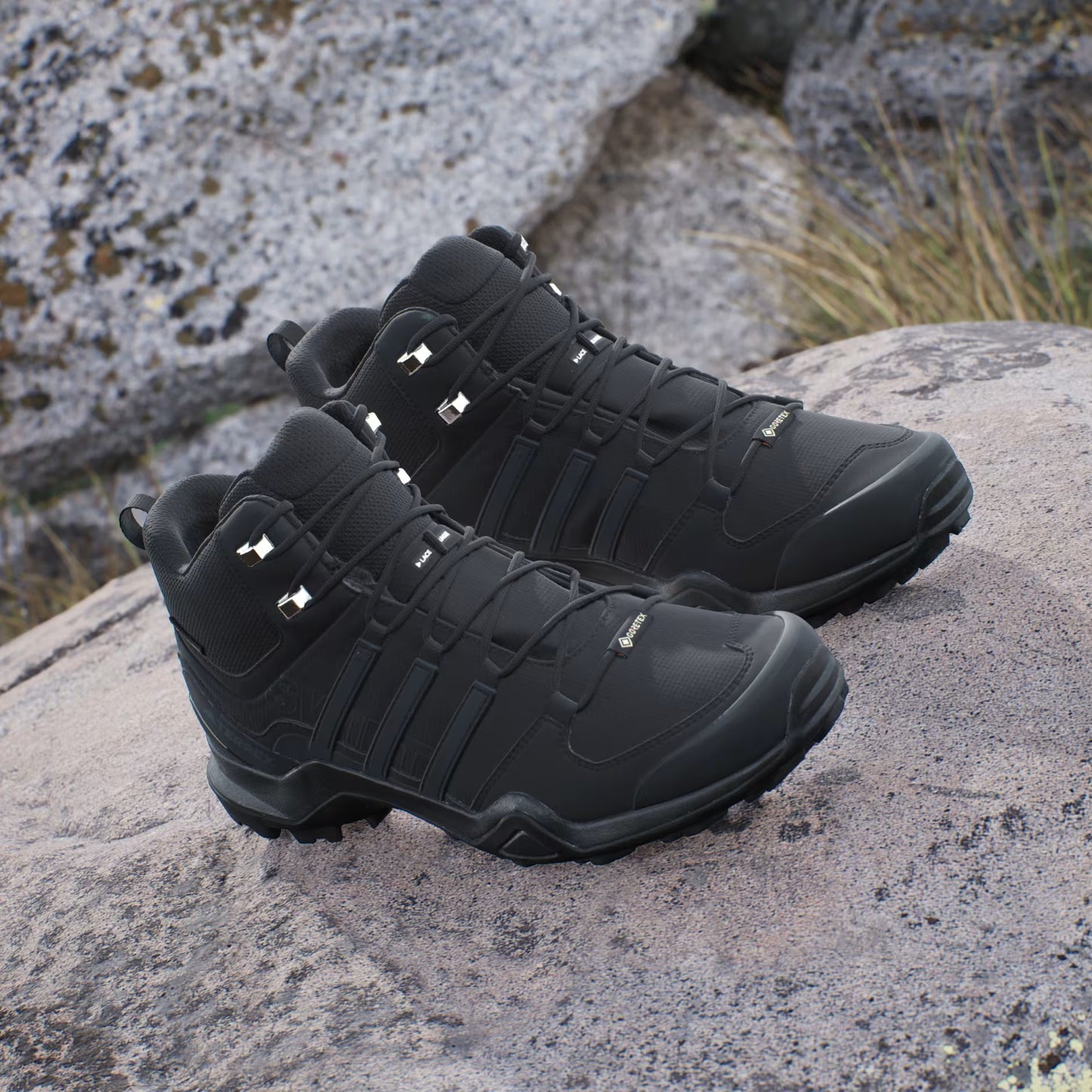 Terrex Swift R2 Mid GORE-TEX Hiking Shoes