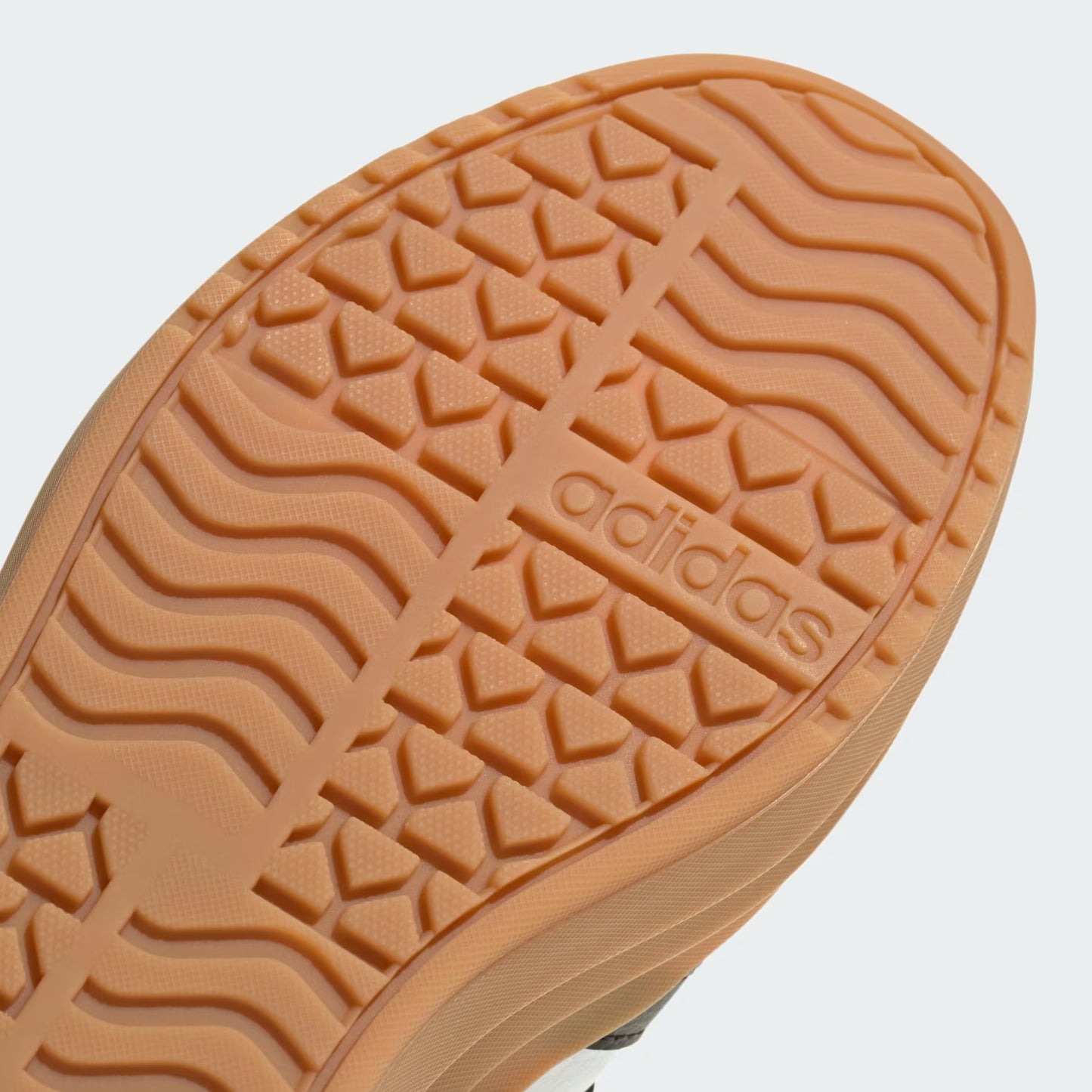 VL Court Bold Shoes