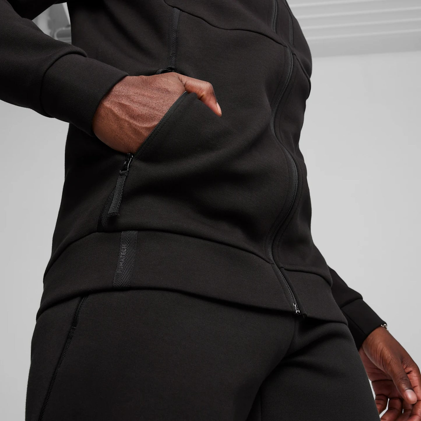 PUMATECH Men's Full-Zip