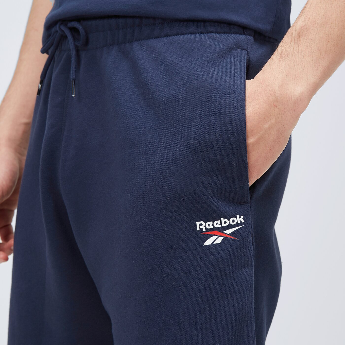 REEBOK SZORTY RI LEFT LEG LOGO