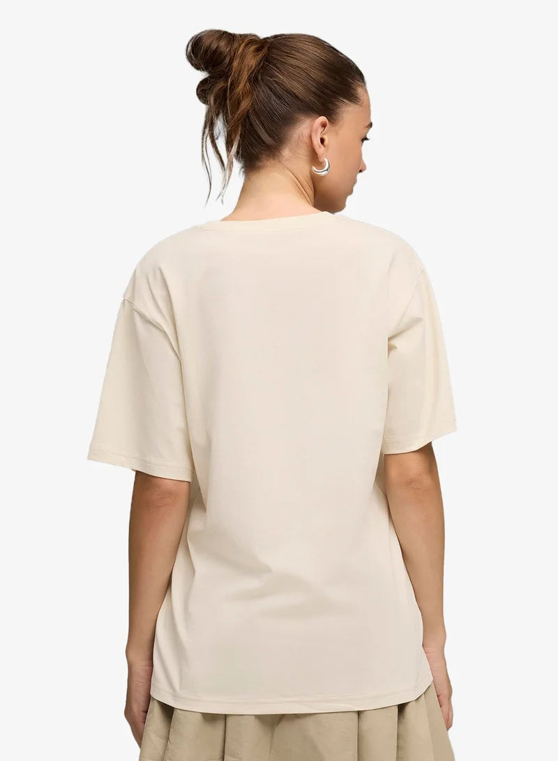 HER Women's Relaxed Graphic Tee