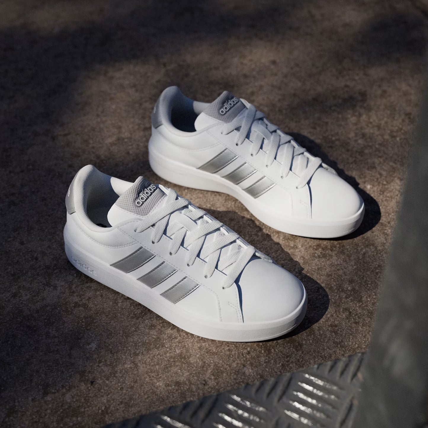 GRAND COURT 3.0 SHOES