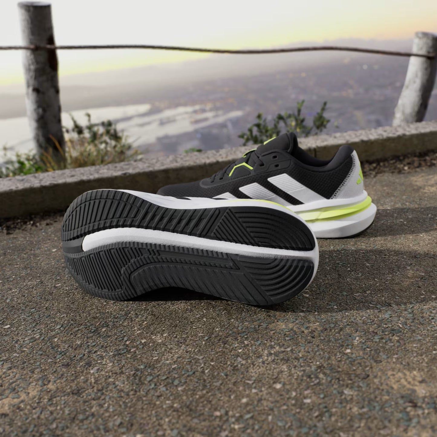 Galaxy 7 Running Shoes