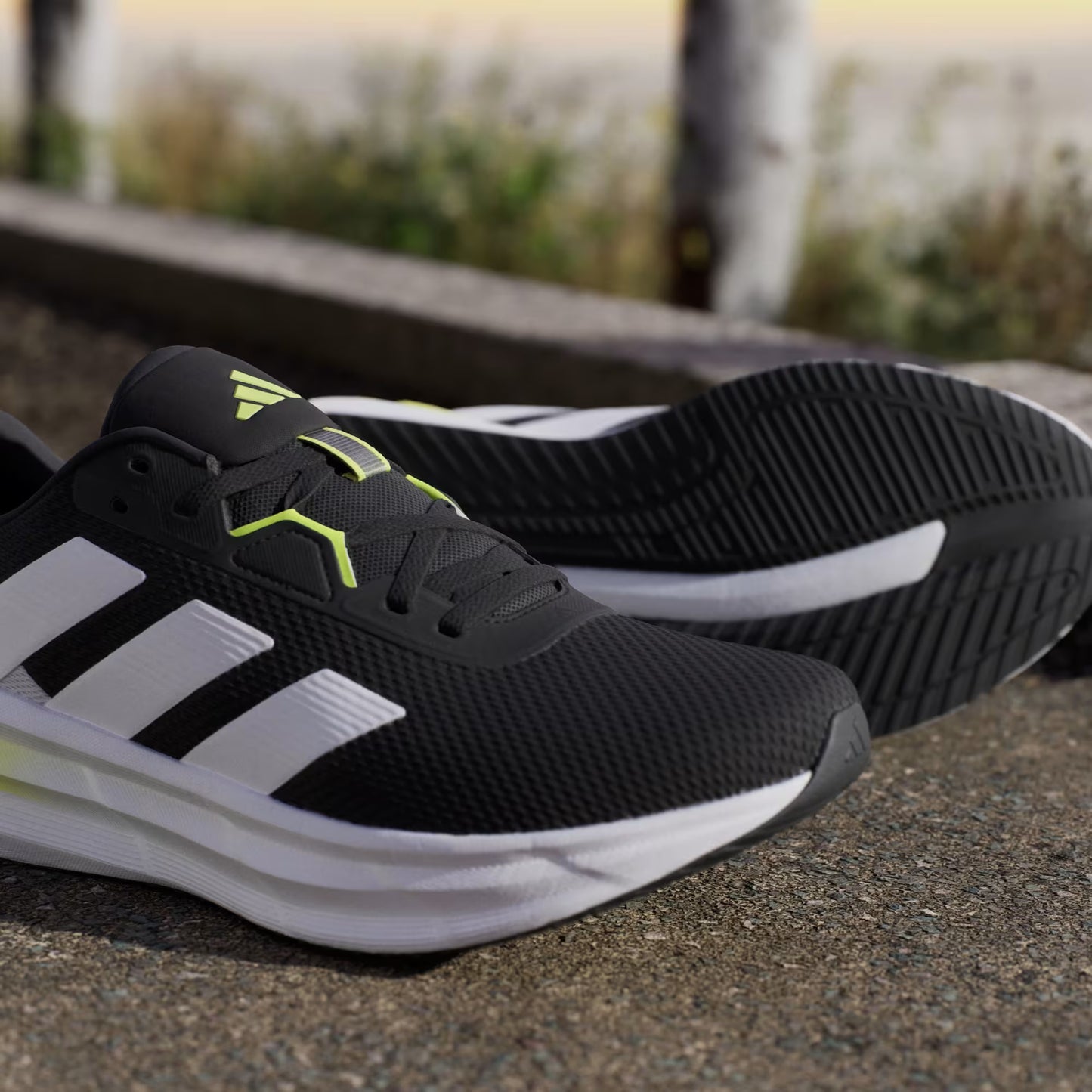 Galaxy 7 Running Shoes