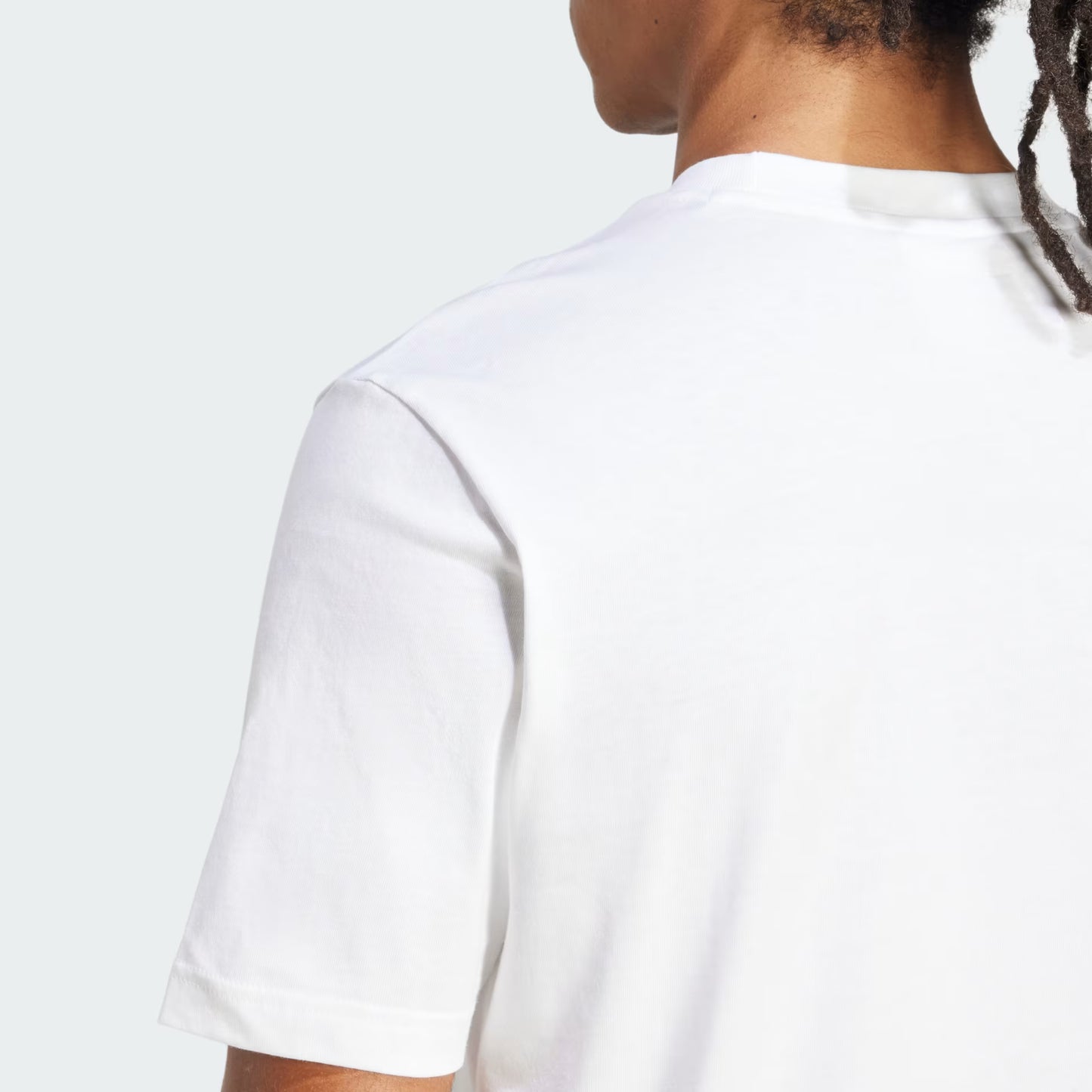 Essentials Small Logo Single Jersey Tee