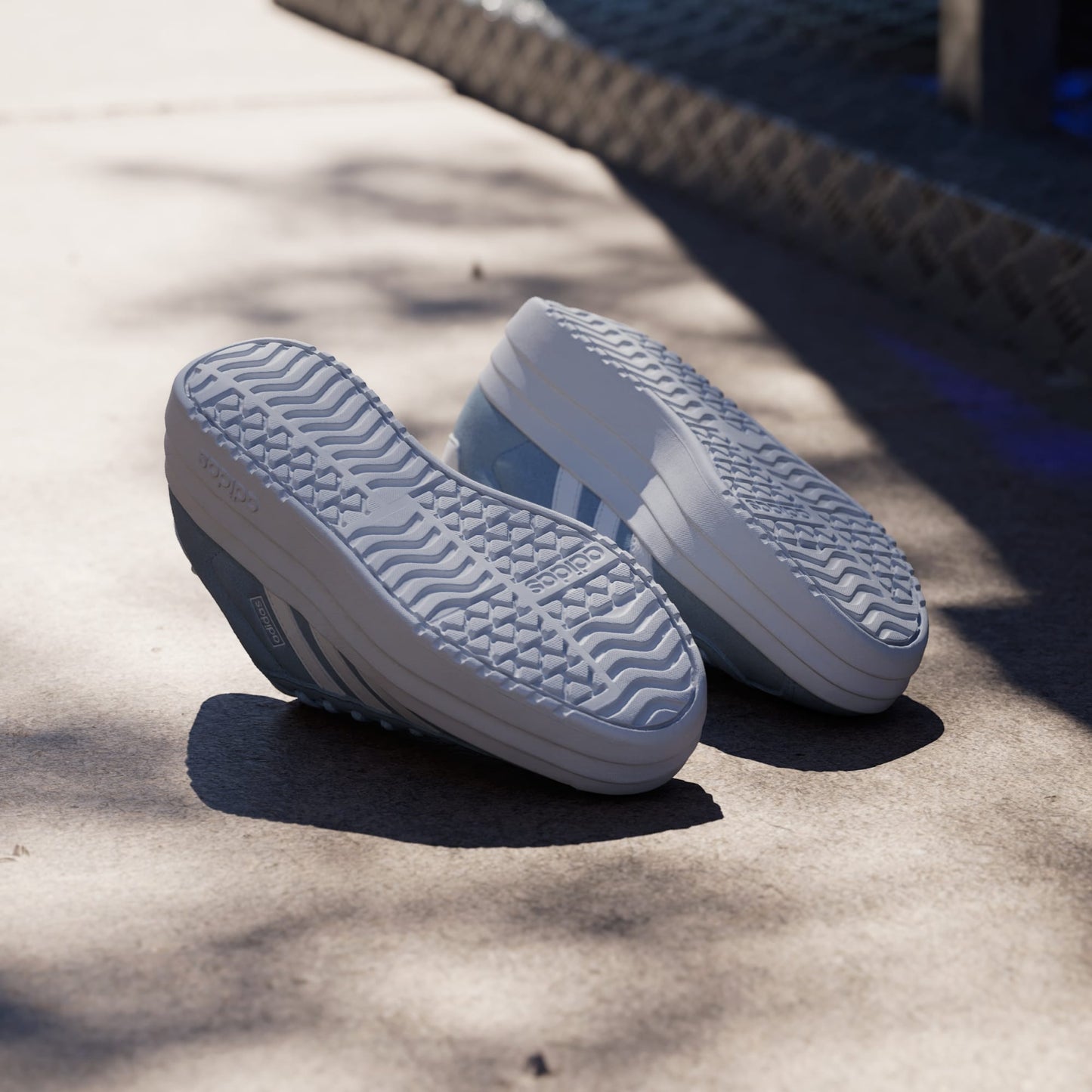 Adidas VL Court Bold